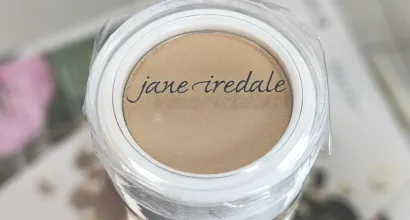 Jane Iredale Powder in shade Riviera in mini version capacity 1.8g
